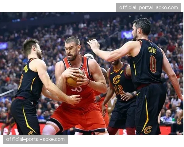 社论:附加赛制度成功制造了三月空前的竞争悬念 社论:附加赛制度成功制造了三月空前的竞争悬念